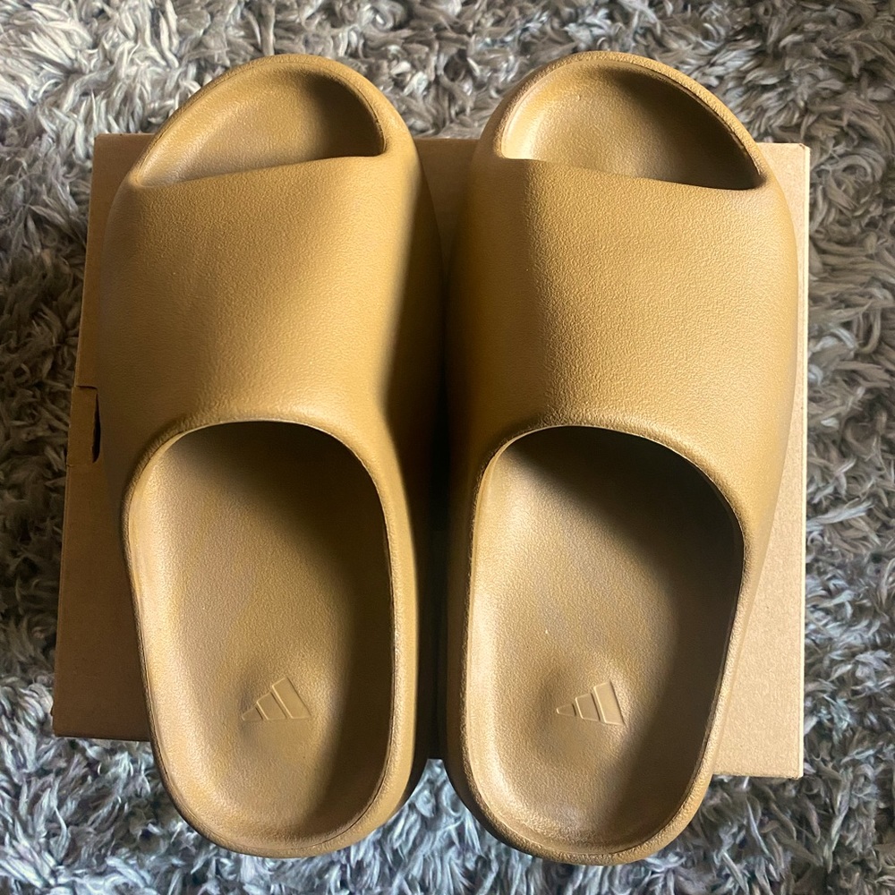 Yeezy Slides